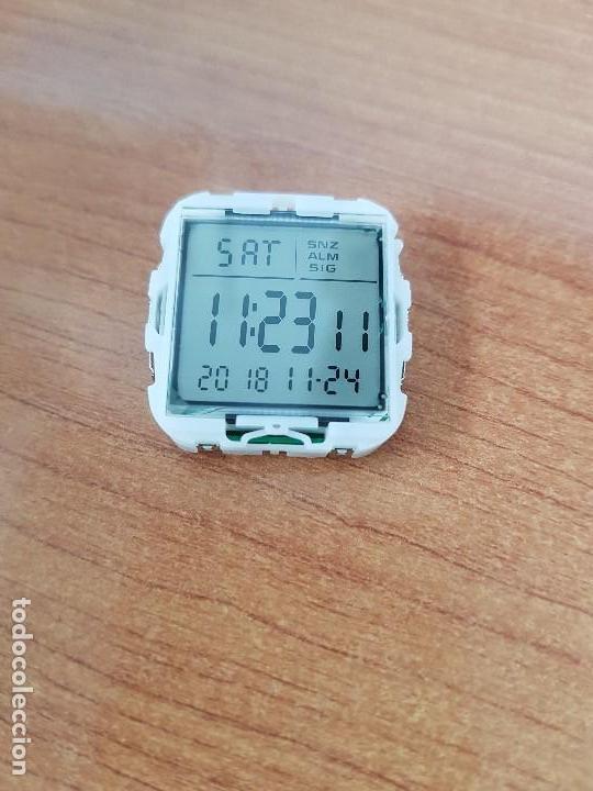 Pi&egrave;ces de rechange de montres et horloges: Maquina reloj Casio m&oacute;dulo 2499 &ndash; W - 96 H funcionando con pila nueva para poner en caja (Fornitura)