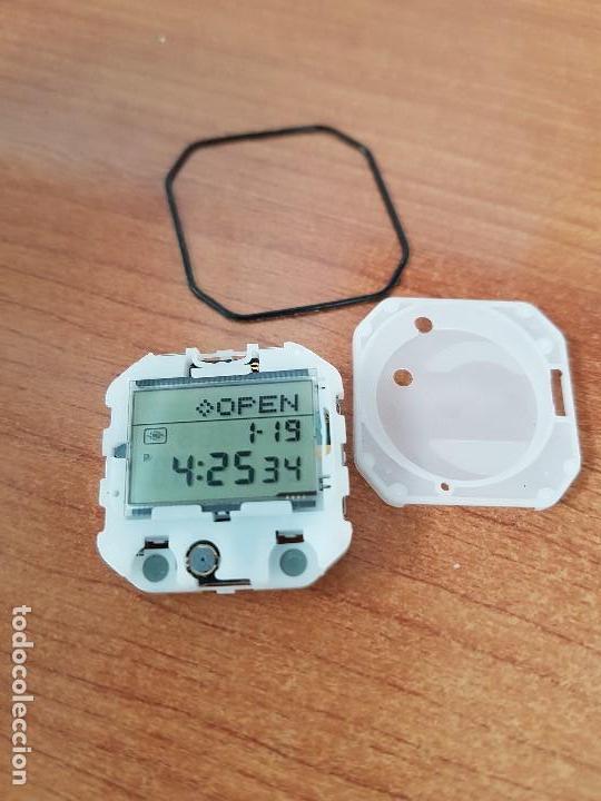 Pi&egrave;ces de rechange de montres et horloges: M&oacute;dulo para reloj CASIO m&oacute;dulo 1252 &ndash; DB &ndash; 590 de cuarzo, m&oacute;dulo nuevo con junta y bata (Fornitura)