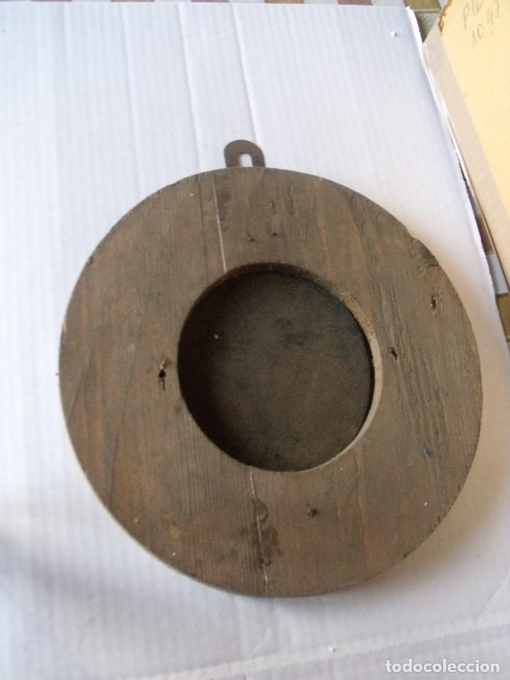 Ersatzteile f&uuml;r Uhren: ANTIGUO SOPORTE DE MADERA Y CHAPA PARA OJO DE BUEY LOTE 46
