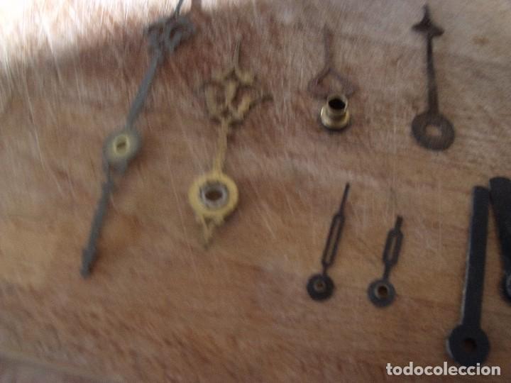 Recambios de relojes: 4 PARES DE AGUJAS , UNA PARA ALFONSINO- LOTE 33