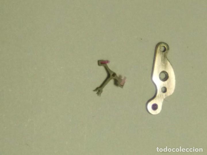 Pi&egrave;ces de rechange de montres et horloges: ETA - 2472 - ancora + puente