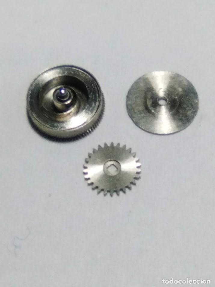 Pe&ccedil;as de reposi&ccedil;&atilde;o de rel&oacute;gios: Eta 2417 - barrilete+ rochete ( cd - R02)