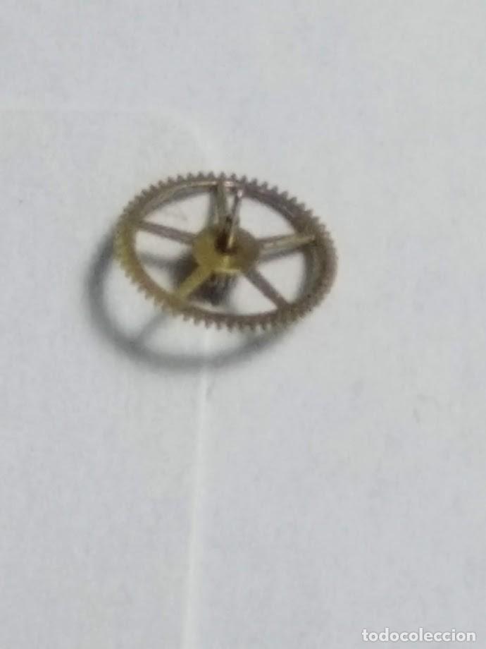 Recambios de relojes: FEF  250 - rda.  2&ordf; con espiga para segundero a las  6 h. -    (cd-2231)