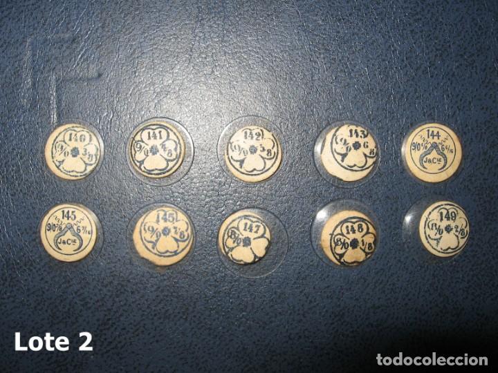 Pe&ccedil;as de reposi&ccedil;&atilde;o de rel&oacute;gios: Lote de peque&ntilde;os y antiguos cristales para relojes de pulsera.