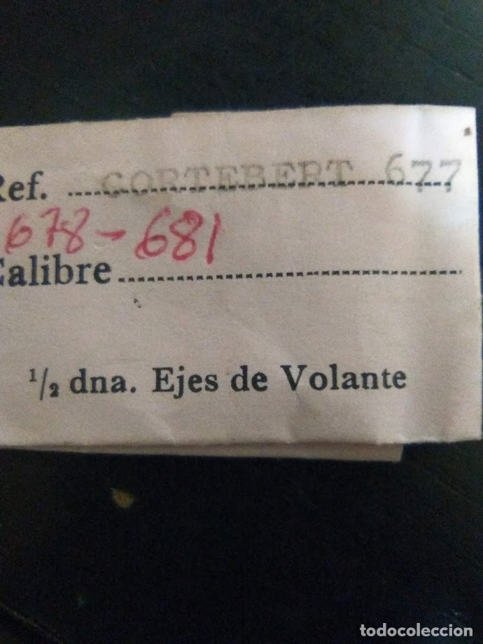 Spare Parts for Watches: Cortebert 677 - 1 eje de volante