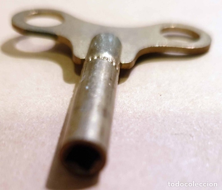 Recambios de relojes: LLAVE ANTIGUA DE RELOJ - Foto 2
