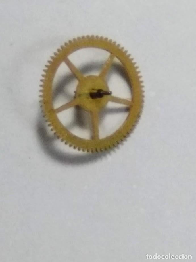 Pe&ccedil;as de reposi&ccedil;&atilde;o de rel&oacute;gios: HP / Parrenin - 40 - rda. 2&ordf; con espiga para segundero - (cd-5898