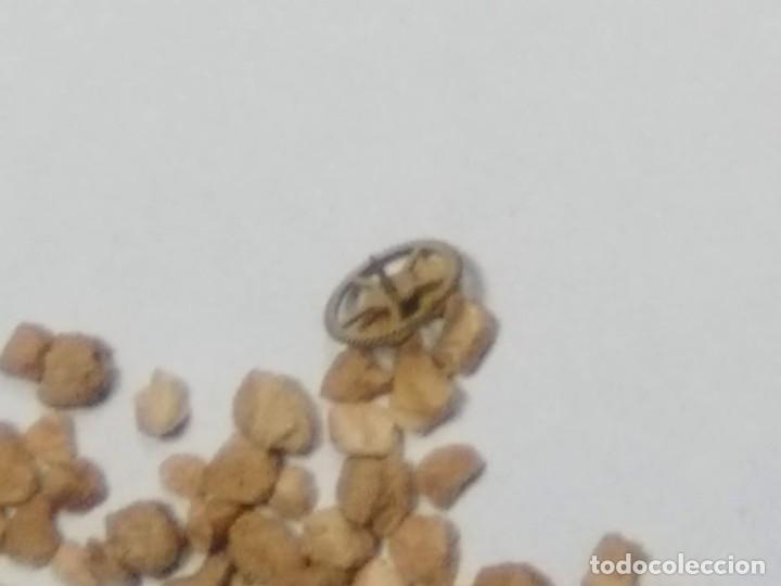 Pi&egrave;ces de rechange de montres et horloges: Felsa - 233 - rda. 2&ordf; con espiga para segundero - (cd-5945)