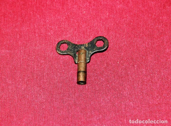 Recambios de relojes: ANTIGUA LLAVE PARA RELOJ - Foto 1
