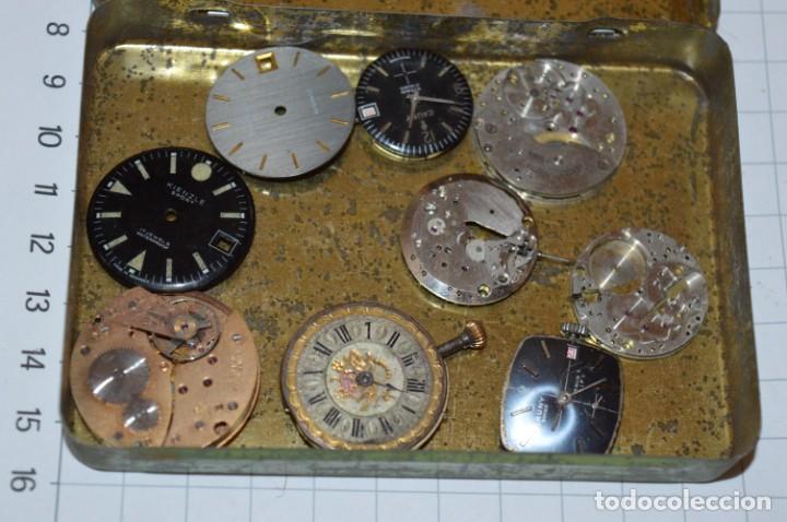 Recambios de relojes: ANTIGUO - VINTAGE - Caja con de piezas / accesorios - Desguace variados relojes - ¡Mira! Lote 06 - Foto 3 - 211474955