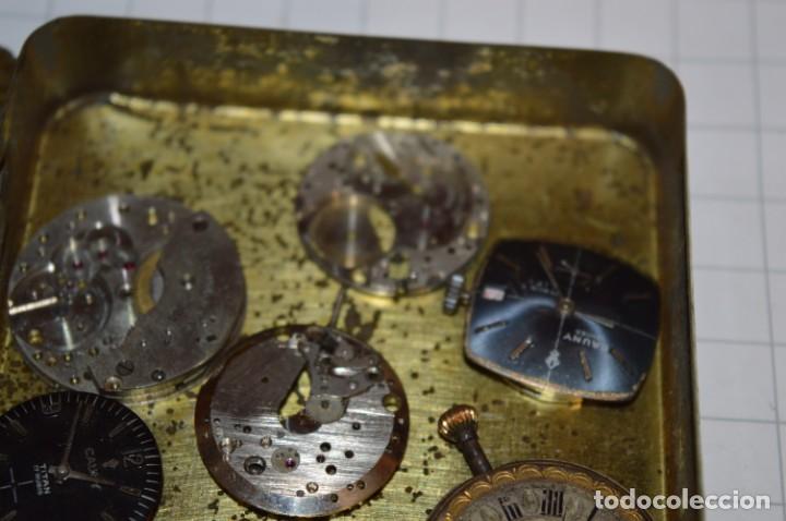 Recambios de relojes: ANTIGUO - VINTAGE - Caja con de piezas / accesorios - Desguace variados relojes - ¡Mira! Lote 06 - Foto 12 - 211474955