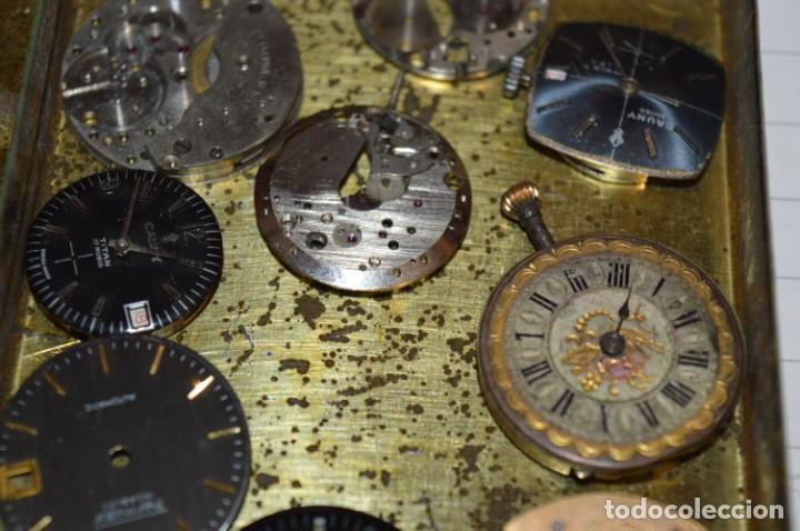 Recambios de relojes: ANTIGUO - VINTAGE - Caja con de piezas / accesorios - Desguace variados relojes - ¡Mira! Lote 06 - Foto 13 - 211474955