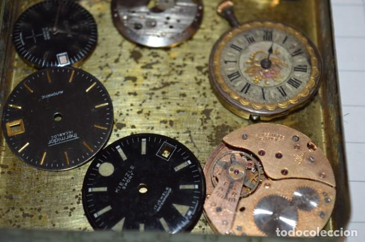 Recambios de relojes: ANTIGUO - VINTAGE - Caja con de piezas / accesorios - Desguace variados relojes - ¡Mira! Lote 06 - Foto 14 - 211474955