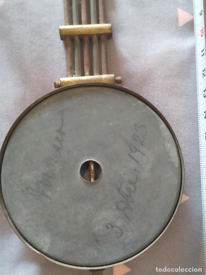 Recambios de relojes: Antiguo p&eacute;ndulo de reloj fechado en 1923 - Foto 18