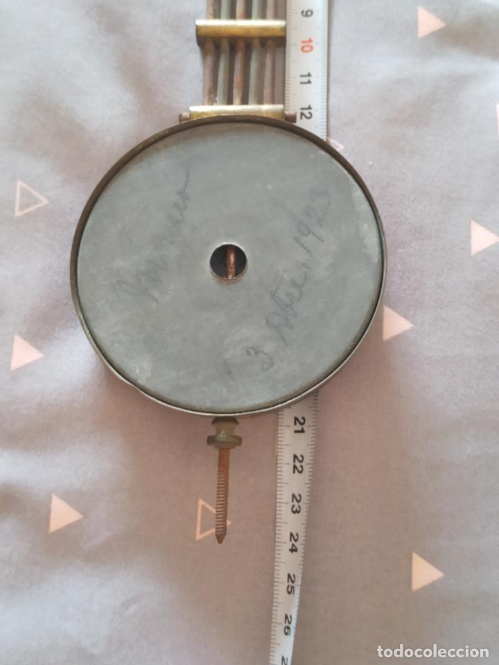 Recambios de relojes: Antiguo p&eacute;ndulo de reloj fechado en 1923 - Foto 20