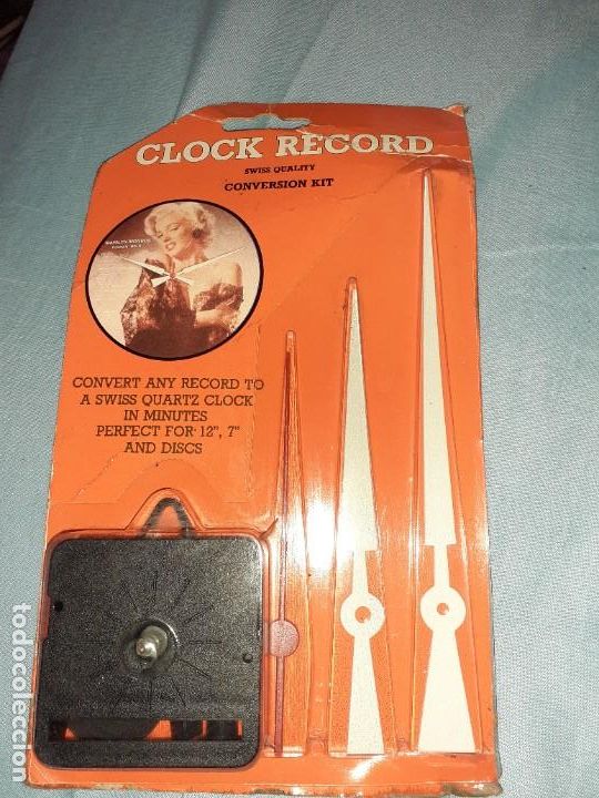 Recambios de relojes: Antiguo mecanismo de reloj clock record con promocion marilyn monroe a&ntilde;os 70