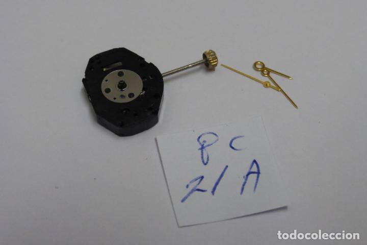 Recambios de relojes: PC 21 A, restos de mecanismo - Foto 1