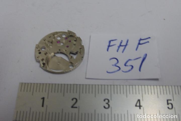 Recambios de relojes: Fhf 351, restos de mecanismo - Foto 2
