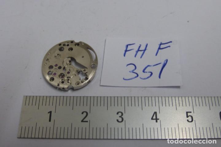 Recambios de relojes: Fhf 351, restos de mecanismo - Foto 1