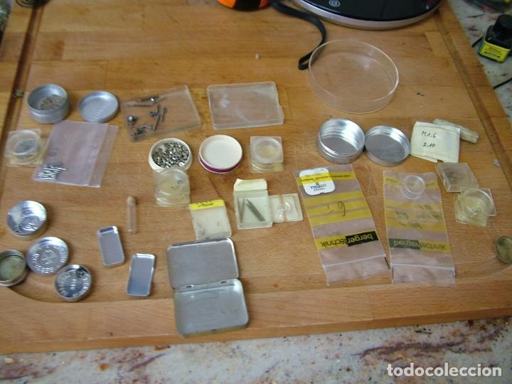Pe&ccedil;as de reposi&ccedil;&atilde;o de rel&oacute;gios: 20 piezas para reparaci&oacute;n de relojeria mecanica- lote 326