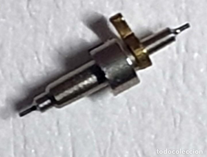 Ersatzteile f&uuml;r Uhren: EJE VOLANTE DE RELOJ AMIDA 9 3/4 - CALIBRE 60 - IMAGEN REAL AMPLIADA - BALANCE STAFF