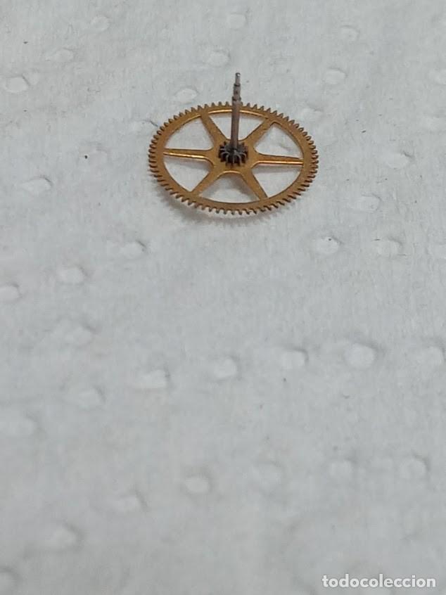 Ricambi di orologi: FHF - 72-9 - rda. segundero central - (cd-6760D)