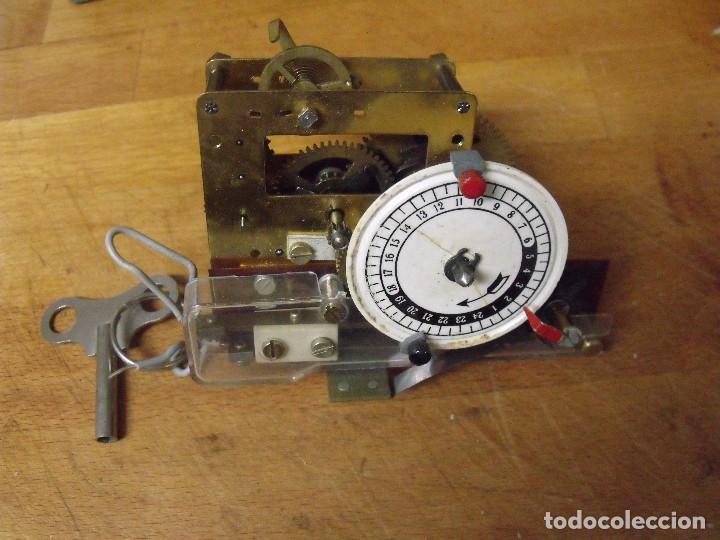 Pe&ccedil;as de reposi&ccedil;&atilde;o de rel&oacute;gios: ANTIGUA MAQUINA RELOJERIA 24 HORAS-ESCAPE DE VOLANTE-LOTE 386-FUNCIONA PERFECTAMENTE