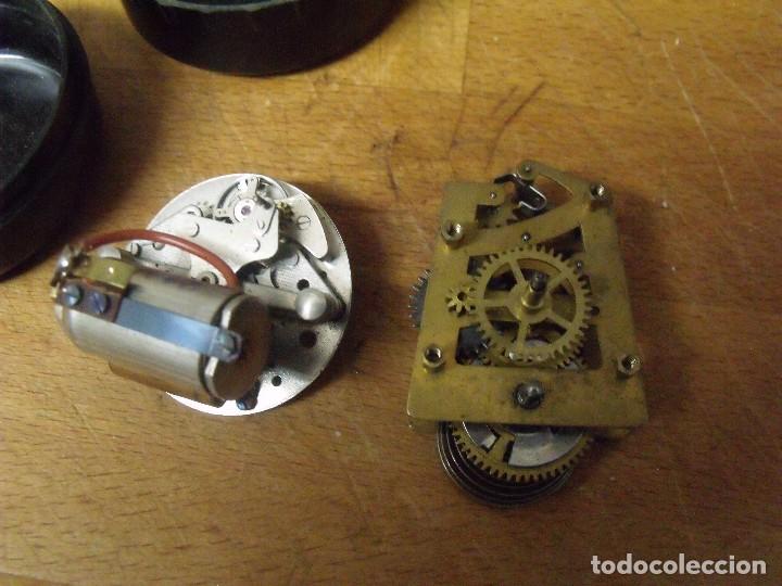 Spare Parts for Watches: 2 ANTIGUAS MAQUINARIAS-1 DE VOLANTE-LOTE 386