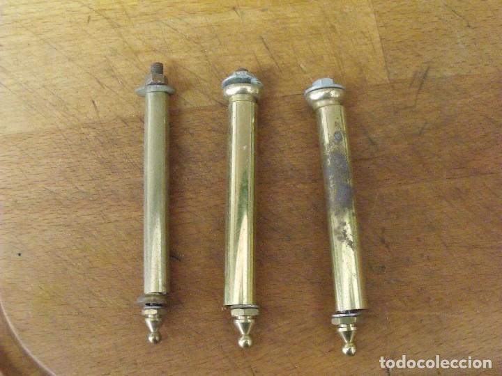 Recambios de relojes: 3 COLUMNAS PARA RELOJ DE 500 HORAS LOTE 405