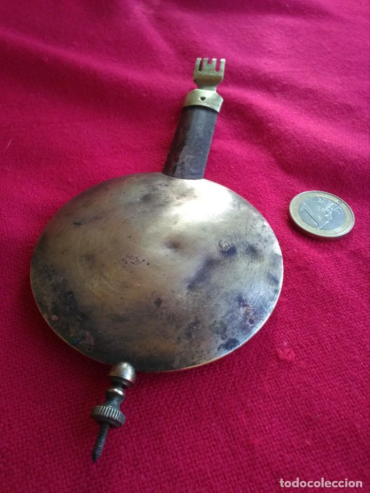 Recambios de relojes: P&eacute;ndulo antiguo de reloj - Foto 3
