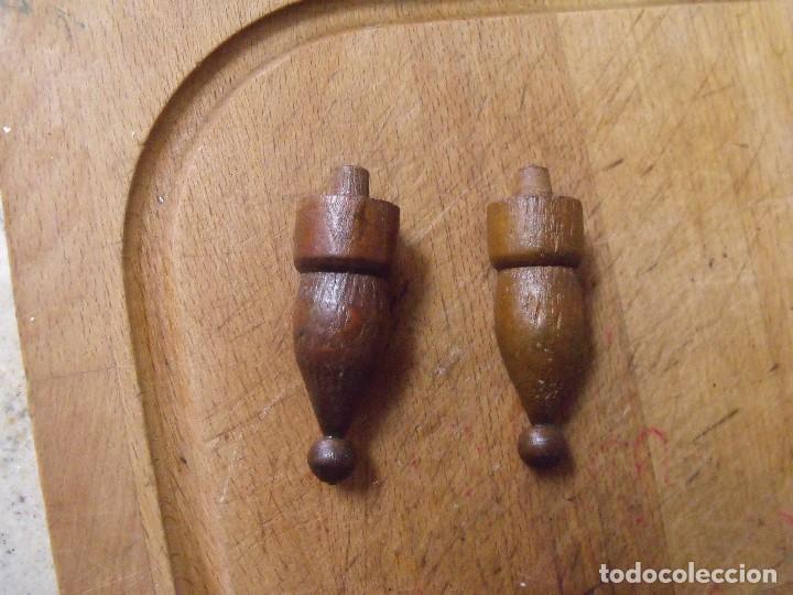 Recambios de relojes: 2 adornos de madera para copete de reloj alfonsino- lote 454