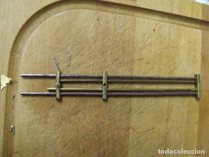 Recambios de relojes: eje y varillas para pendulo imperio o parecido-lote 455