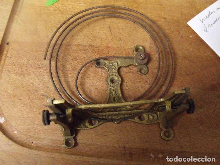 Ersatzteile f&uuml;r Uhren: soporte con gong para reloj alfonsino lote 465