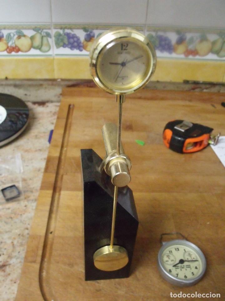 Pe&ccedil;as de reposi&ccedil;&atilde;o de rel&oacute;gios: 2 relojes antiguos muy originales-lote 465