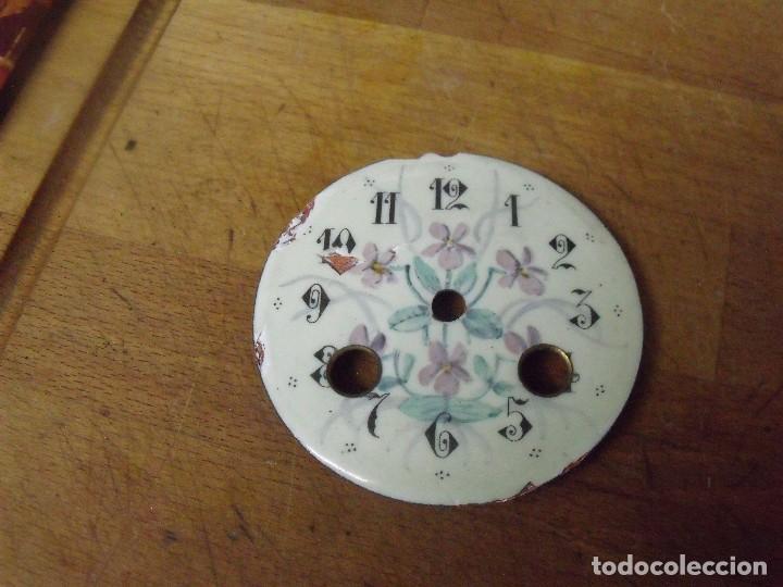 Spare Parts for Watches: antigua esfera de porcelana para reloj sobremesa- maquina Paris- lote 481