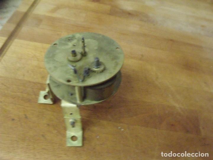 Pi&egrave;ces de rechange de montres et horloges: antigua maquinaria para ojo de buey sin soneria-lote 483
