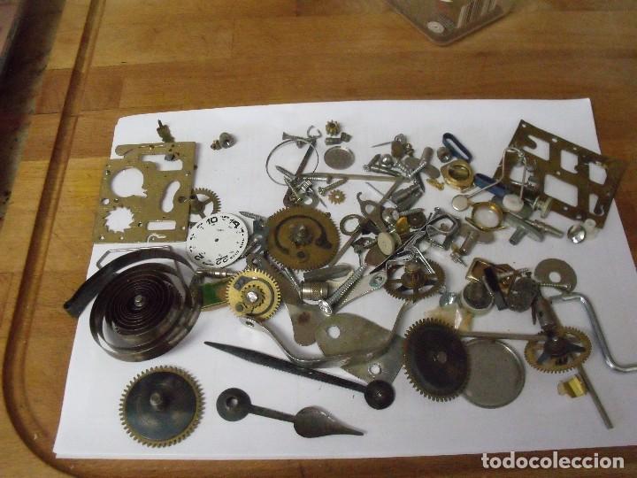 Ersatzteile f&uuml;r Uhren: GRAN LOTE DE PIEZAS DE RELOJERIA PARA REPARACION RELOJES ANTIGUOS-LOTE 487