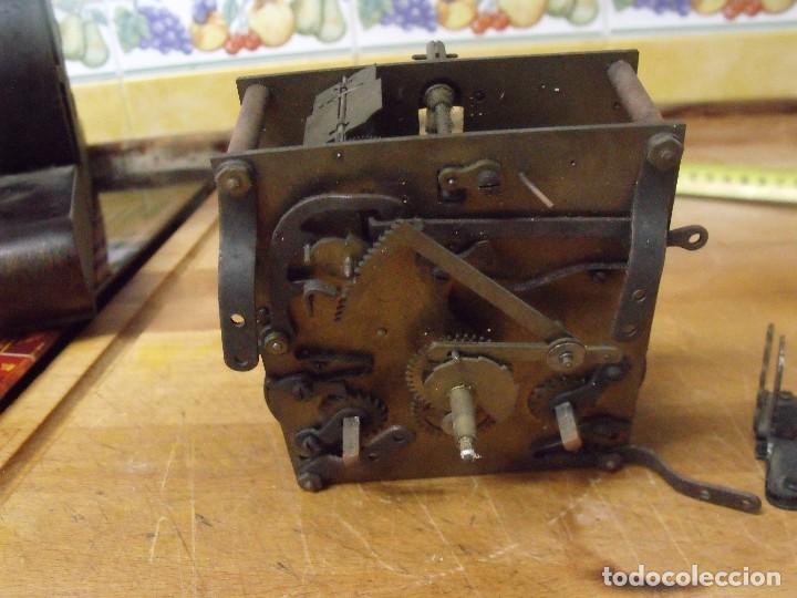 Pi&egrave;ces de rechange de montres et horloges: una maquinaria WETSMISNTER para reloj sobremesa-3 martillos -lote 488