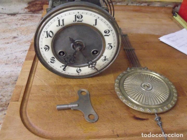 antigua maquinaria reloj de pared para piezas. - Compra venta en