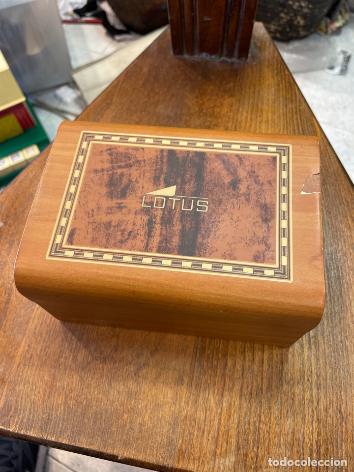 al exilio desarrollo de fin de semana caja de madera para reloj lotus de oro - Compra venta en todocoleccion