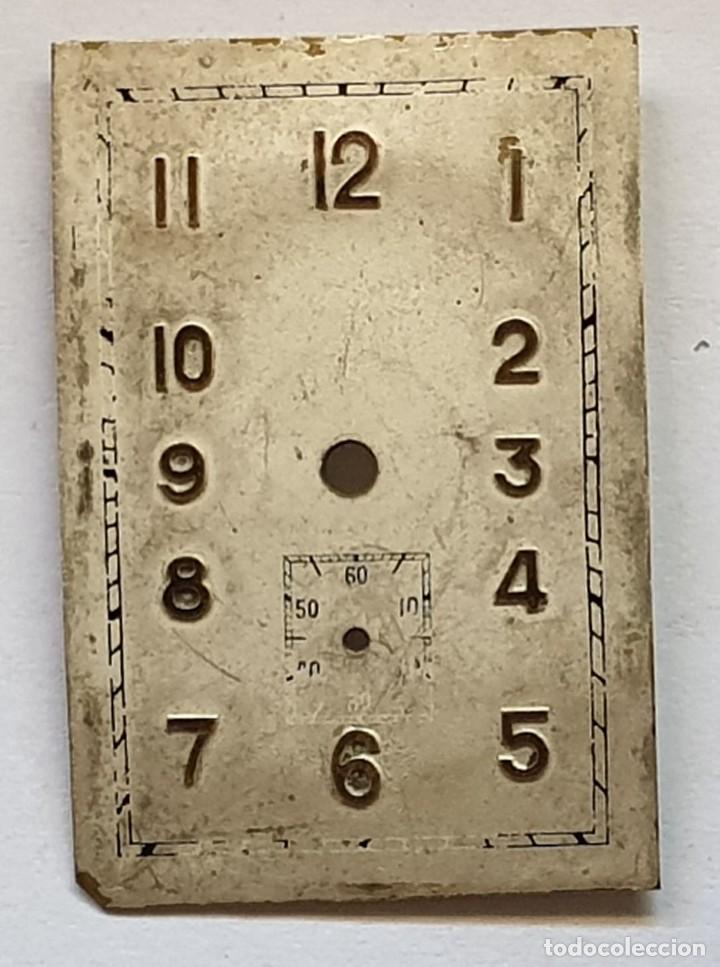 Pe&ccedil;as de reposi&ccedil;&atilde;o de rel&oacute;gios: DIAL CUADRADO de reloj 30,83 X 20,89 mm - X
