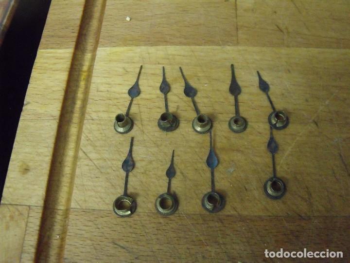 Ersatzteile f&uuml;r Uhren: 10 agujas originales para derpertador antiguo o reloj sobremesa lote 351-8