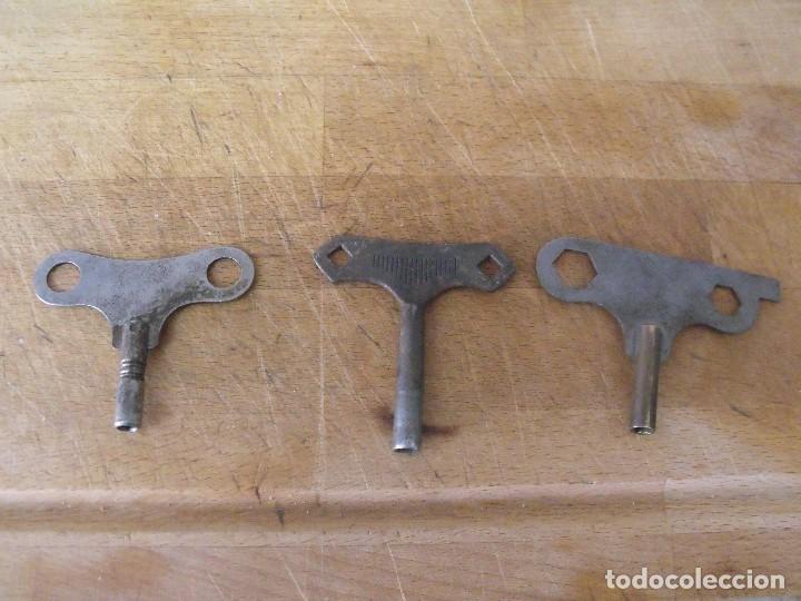 Recambios de relojes: 3 llaves antiguas para relojes de pared y alfonsinos-lote 493