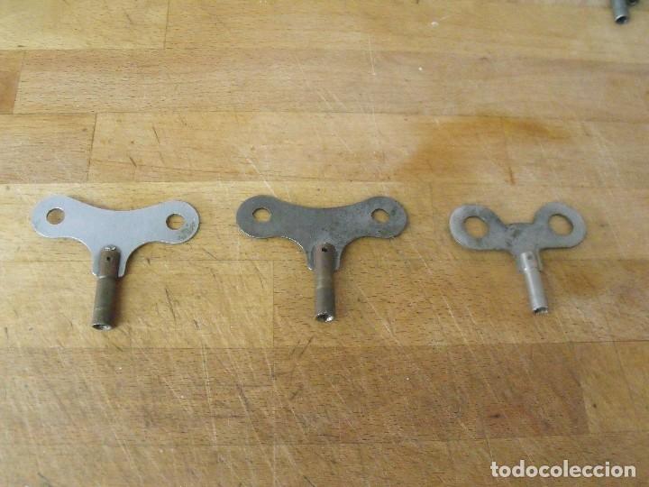 Recambios de relojes: 3 llaves antiguas de forja para relojes de pared y alfonsinos-lote 493