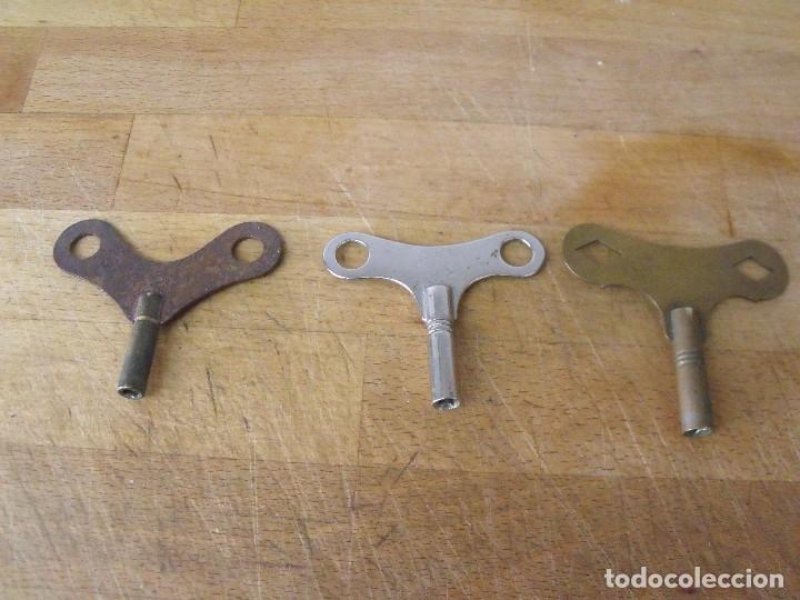 Ersatzteile f&uuml;r Uhren: 3 llaves antiguas para relojes de pared y ojos de buey-lote 493-n&ordm;s 10 y 9