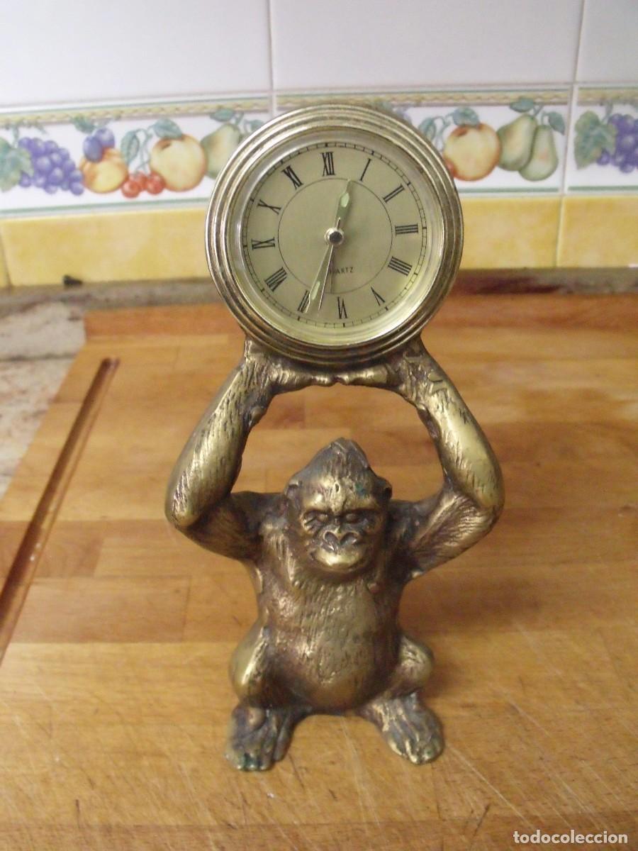 Spare Parts for Watches: antiguo despertador CON MONO-LOTE 513-FUNCIONA