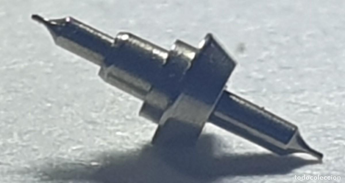 Pi&egrave;ces de rechange de montres et horloges: EJE DE VOLANTE RELOJ PHENIX - 781,.782,783,784, 904 - FOTO REAL AMPLIADA - X