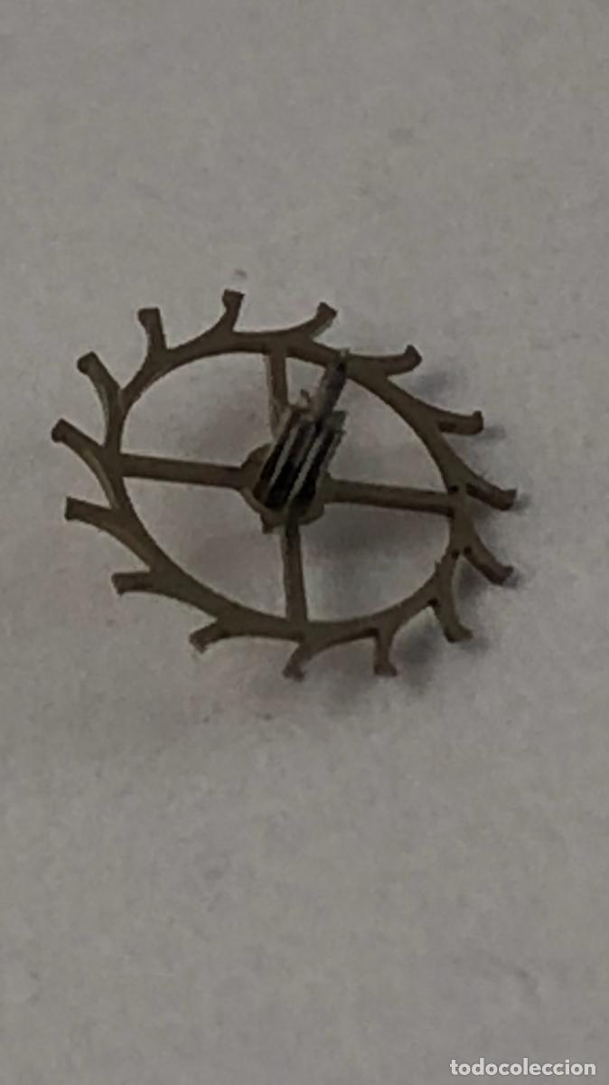 Recambios de relojes: ZENITH CAL. 106 Rueda de escape y pi&ntilde;&oacute;n con pivotes rectos parte 705 &rdquo;