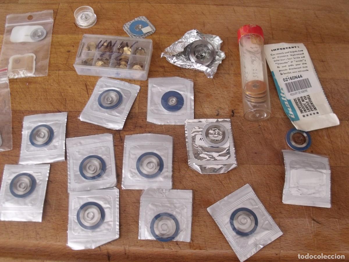 Recambios de relojes: Gran lote de piezas para reparacion de relojeria mecanica-lote 550-MUELLES REALES