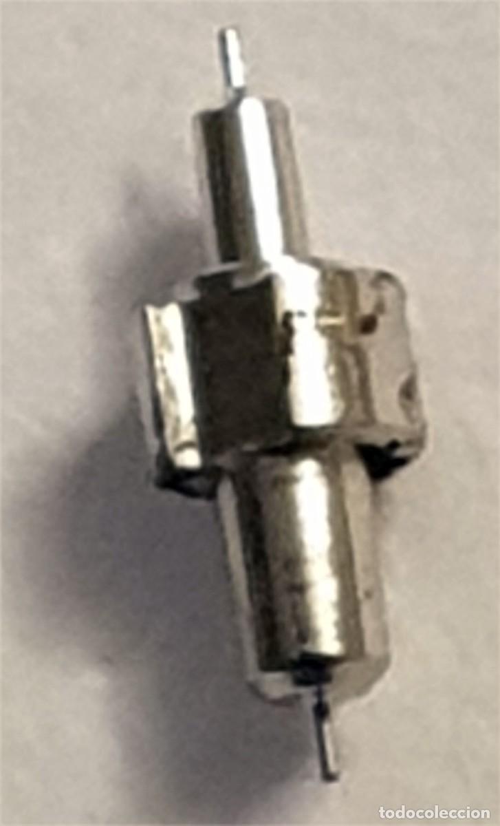 Pi&egrave;ces de rechange de montres et horloges: EJE VOLANTE DE RELOJ DESA - CALIBRE 120, 320 - IMAGEN REAL AMPLIADA - X